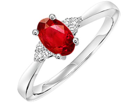 10Kt White Gold Diamond 1 20Ctw & Garnet 3 8Ctw Ring For Sale