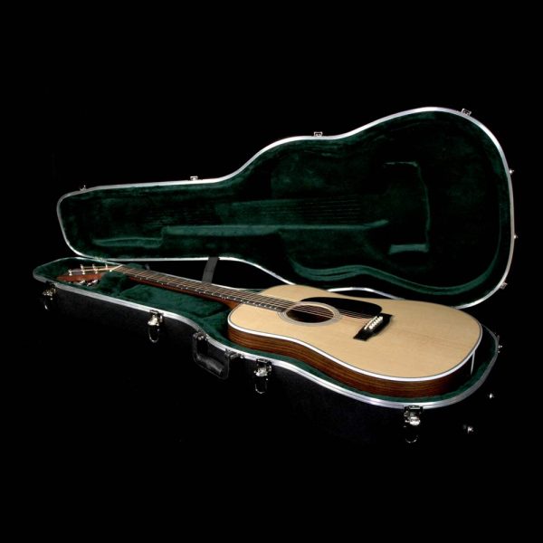 Used Martin HD-28 Dreadnought Acoustic Guitar Hot on Sale