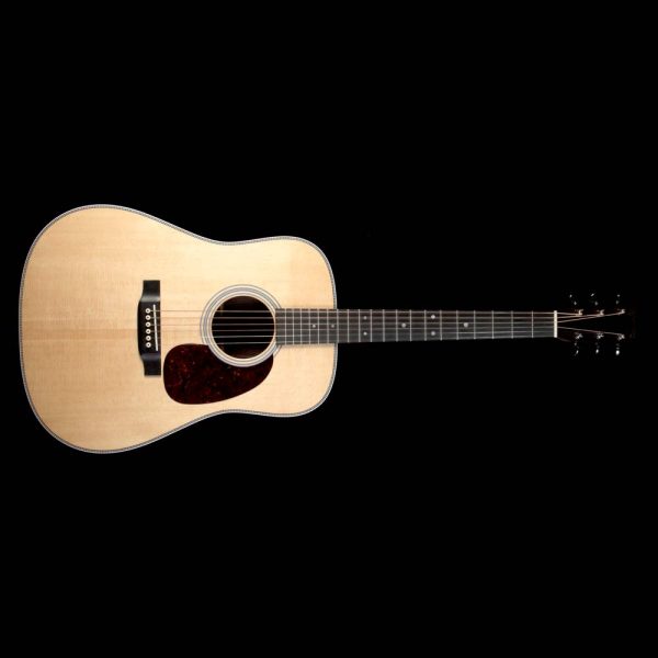 Used Martin HD-28 Dreadnought Acoustic Guitar Hot on Sale